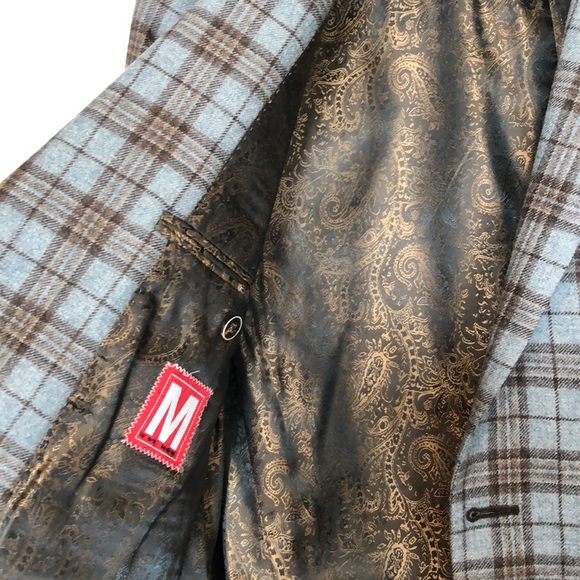 Beautiful wool/cashmere/silk sport coat. Size 44R - Picture 2 of 8